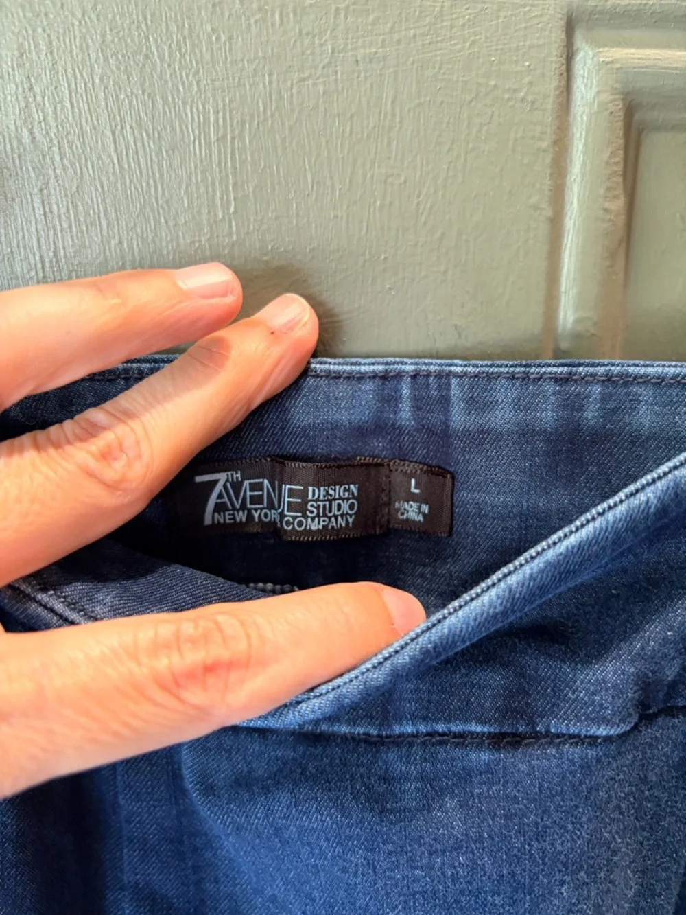 Women's Casual Navy Blue Shorts - Picture 3 of 4